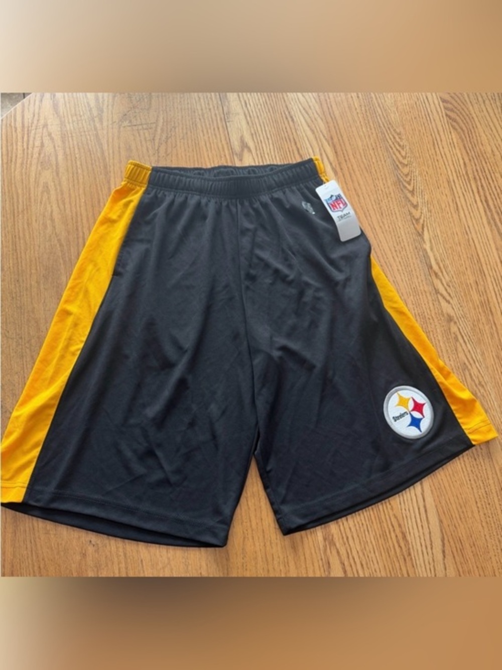PITTSBURGH STEELERS Men's Performance basketball shorts with Steelers Patch new!